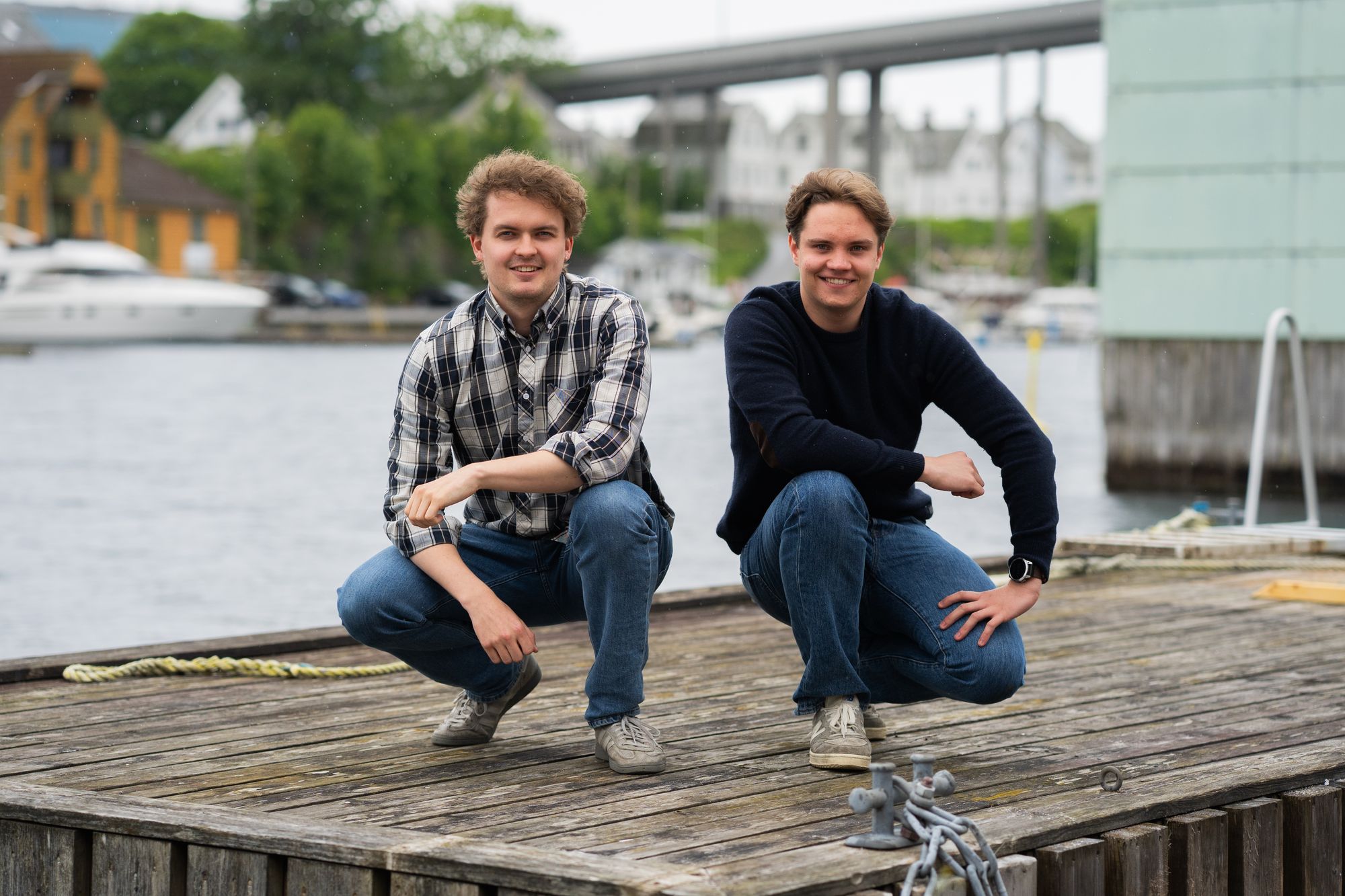 Sigurd Yrke Bleie (t.v.) og Oddgeir Troland jobbet i sommer for Aibel i Haugesund. 
