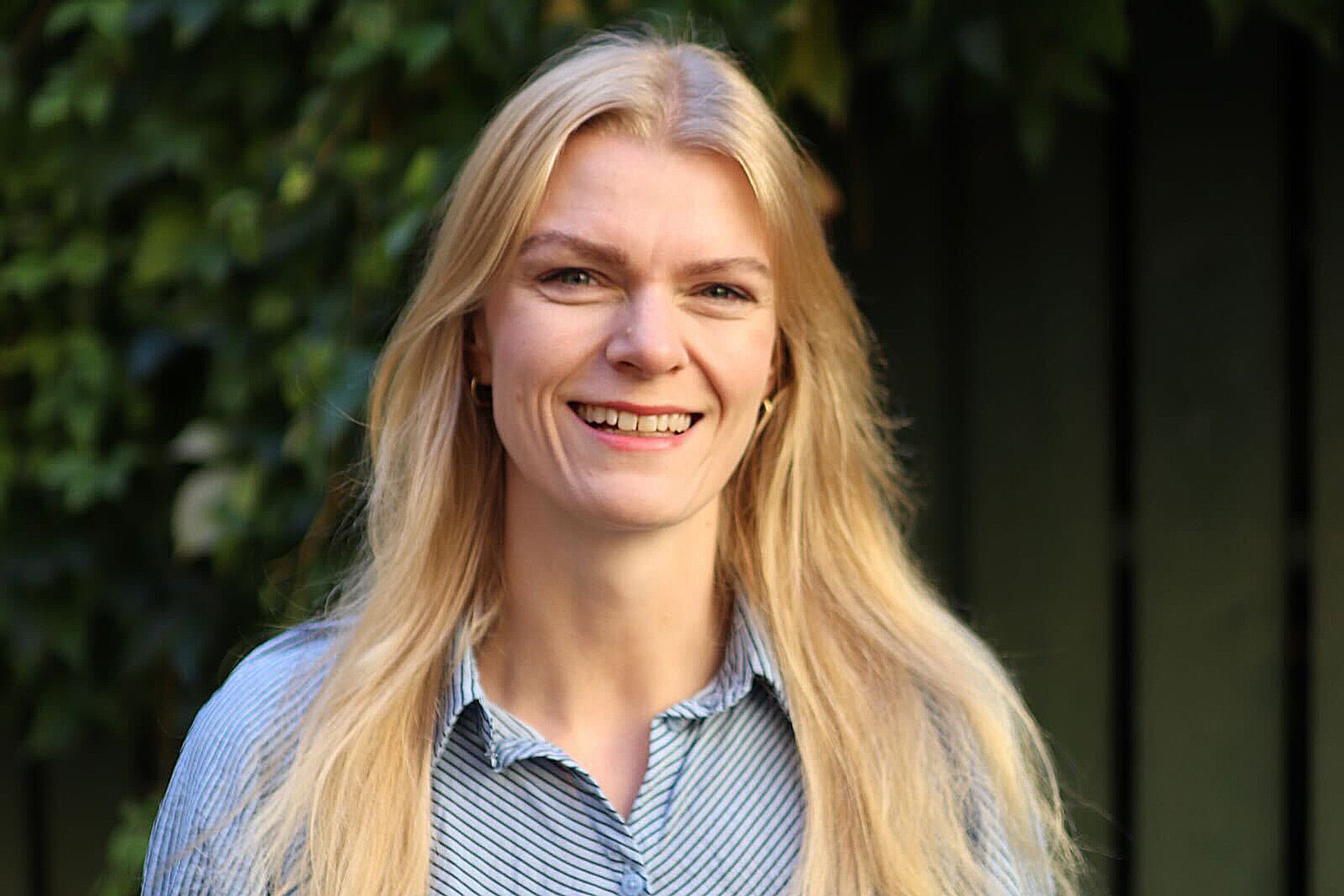 Det er tydelige signaler om at utviklingen går fortere enn hva samfunnet klarer å håndtere., mener Hanne Sofie Lindahl i Teknologirådet.