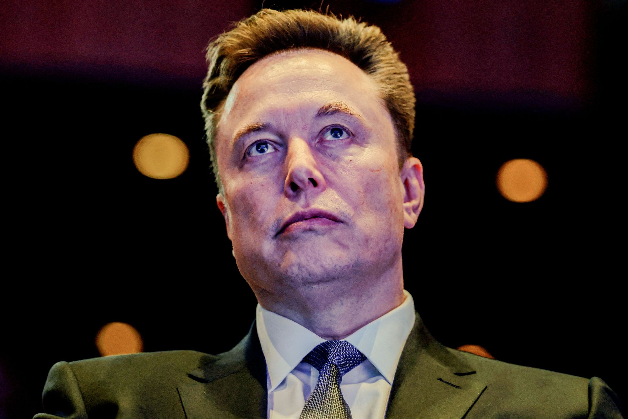 Elon Musk har tidligere advart mot KI-teknologiens farer, men mener likevel reguleringer kan være svært skadelige.