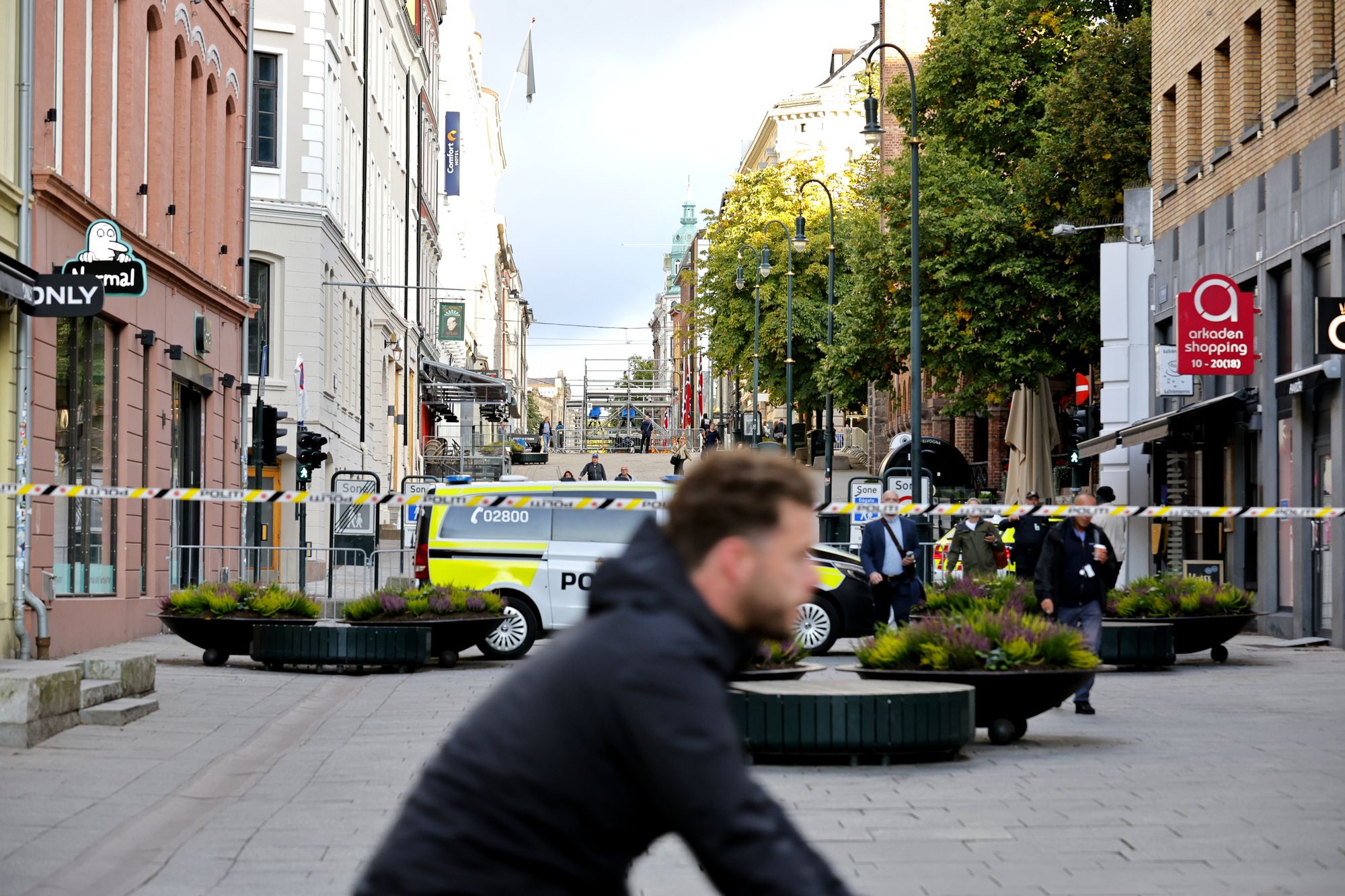 Klokken 6 onsdag morgen ble Oslo sentrum sperret av.
