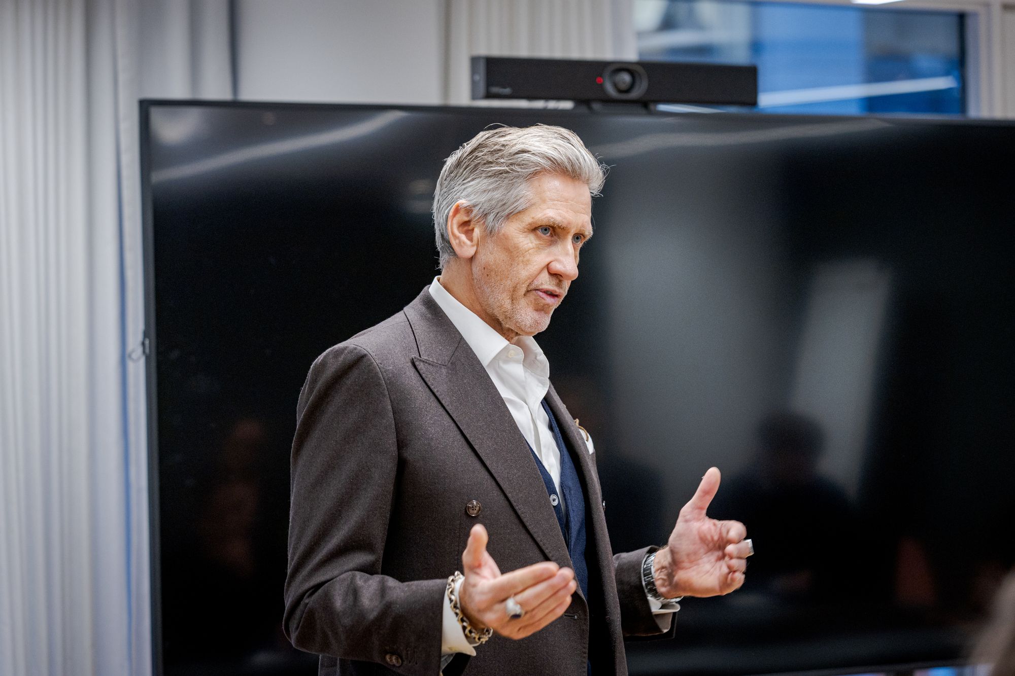 Johnny Hesthammer er administrerende direktør i Norsk Kjernekraft AS.